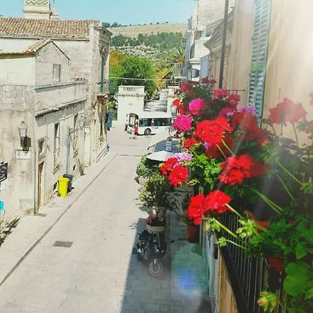 Loft Famiglia Arezzo Couette-café